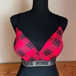 VSPINK WearEveryWhere Bra